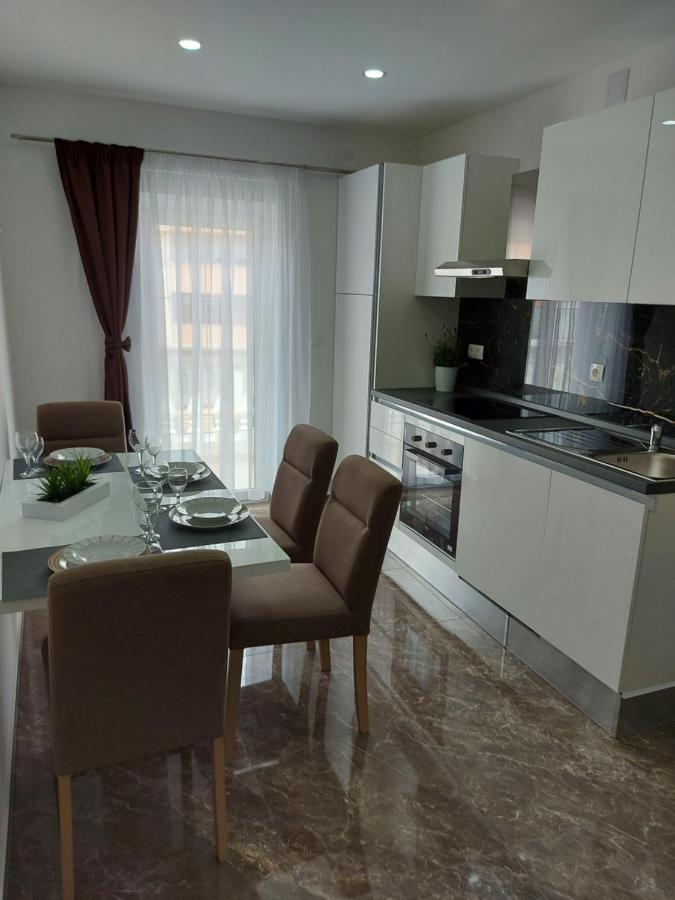 Apartmani Delac Vodice Exterior foto